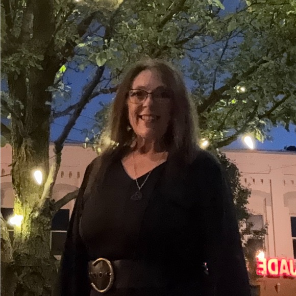 Meet your Posher, Jacqueline - Picture 11 of 15